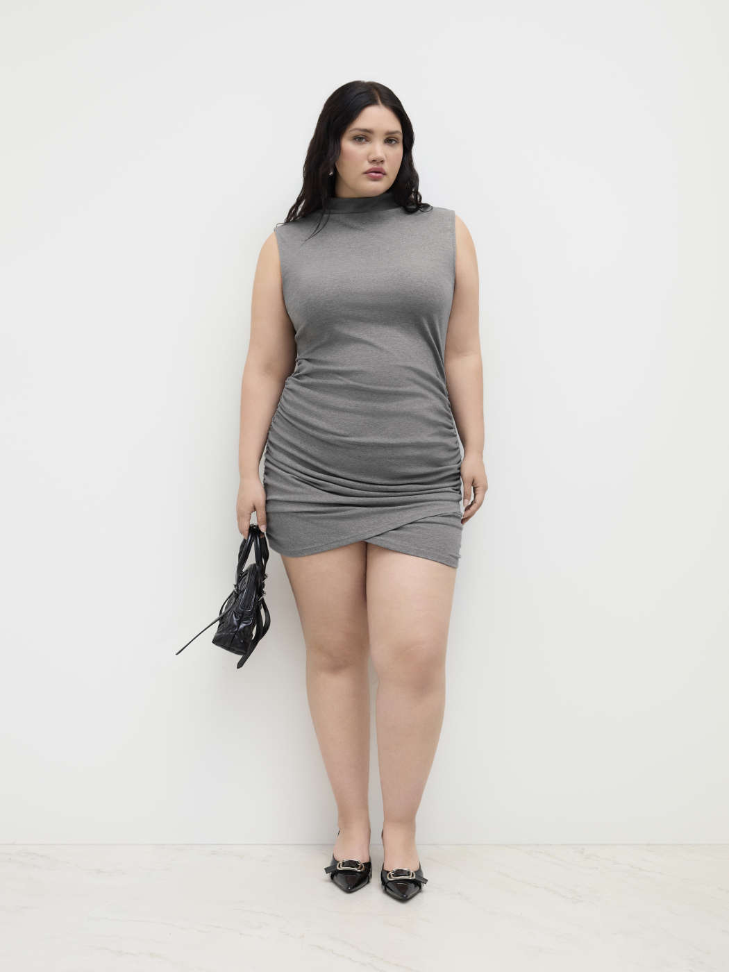 Tejido de punto Vestido Mini con Cuello Alto y Ruchos For