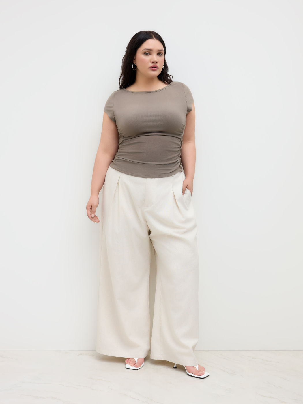 Linen-blend Mid Rise Pleated Wide Leg Trousers Curve & Plus