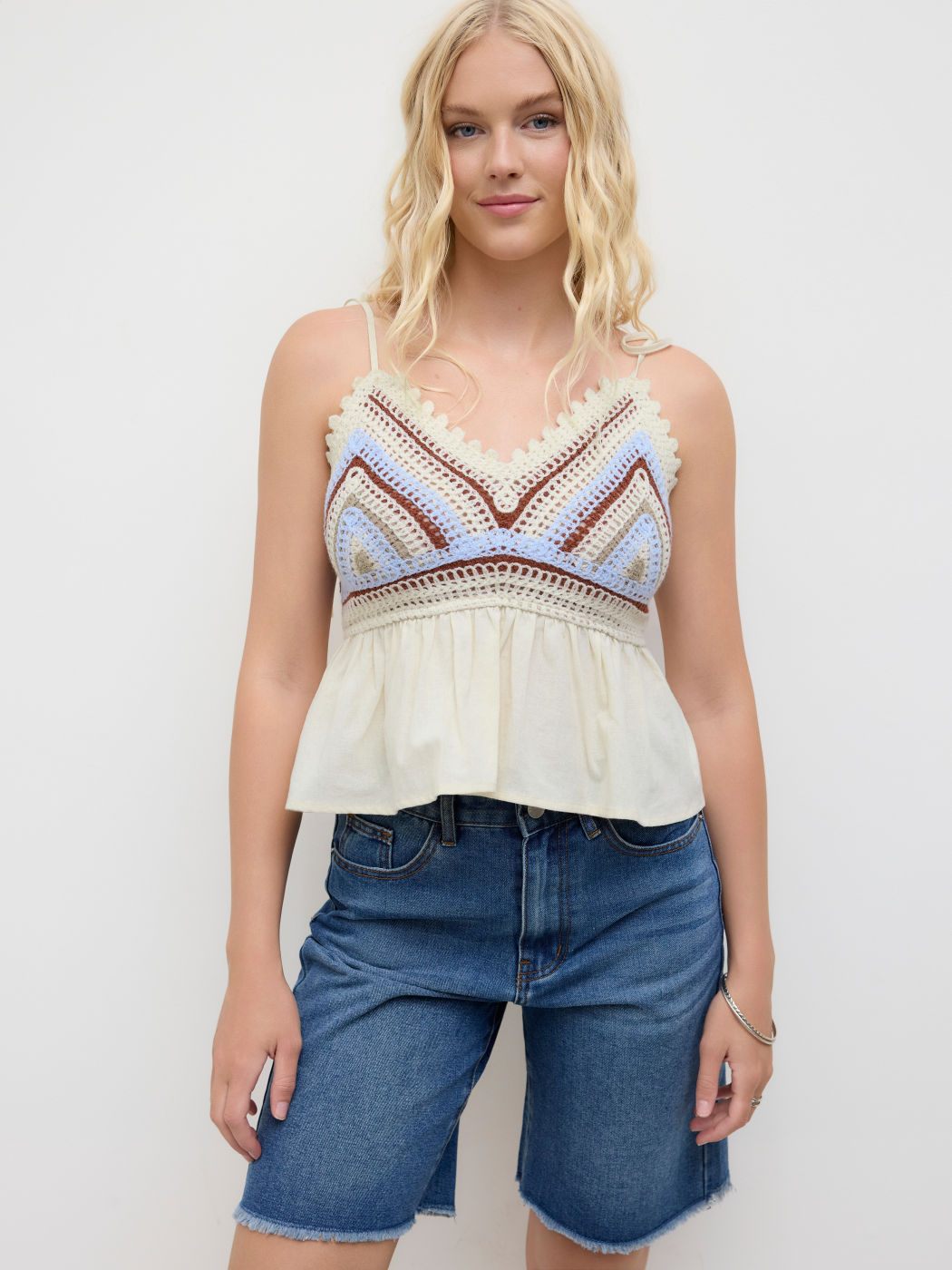 Leinenmischung V-Ausschnitt Häkel Shirred Rüschensaum Camisole Oberteil