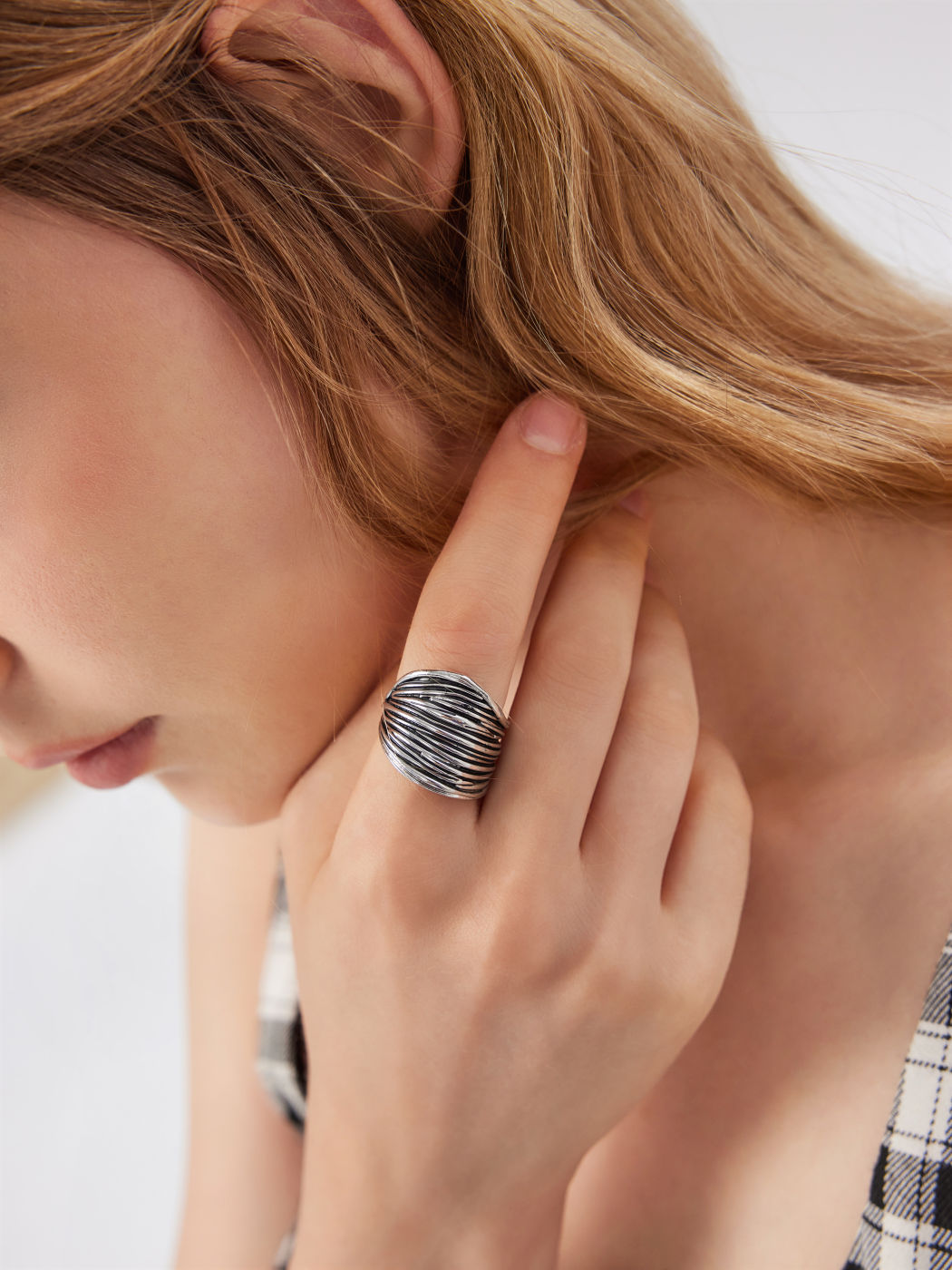 TEXTURED OPEN RING