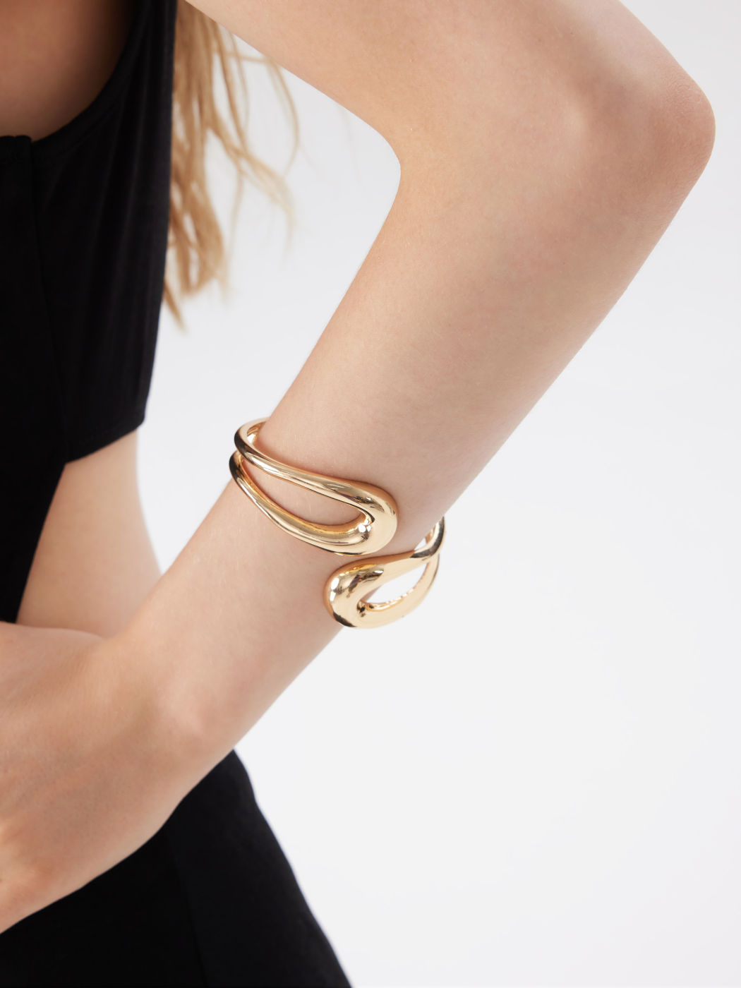 FLOW WRAP OPEN BRACELET