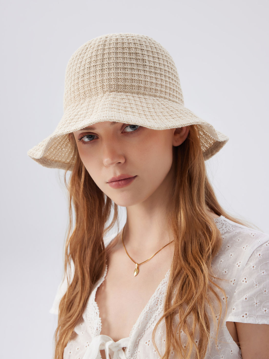 FOLDABLE BUCKET HAT