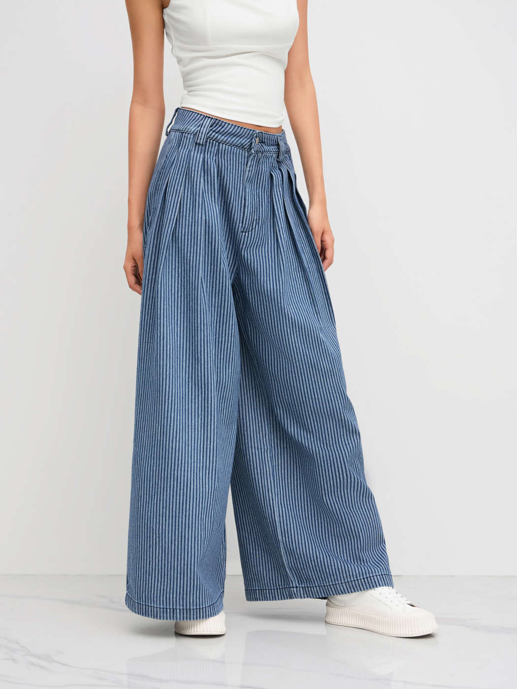 Denim Vaquero de tiro medio a rayas plisado de pierna ancha For