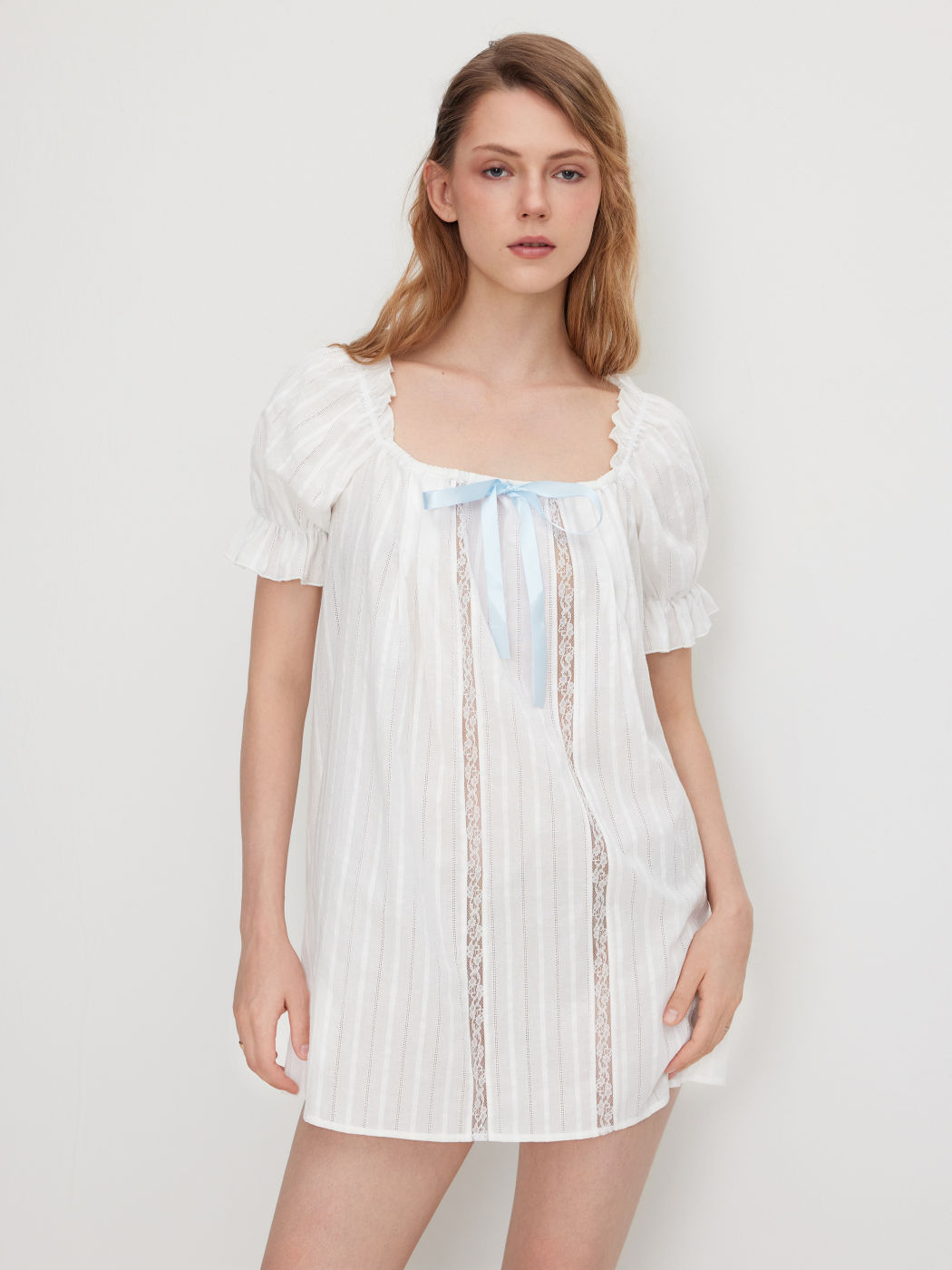 100% Cotton U-neckline Bowknot Lettuce Trim Puff Sleeve Mini Nightdress