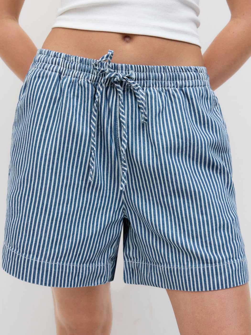 Denim Mid Rise Elastic Waist Stripes Shorts