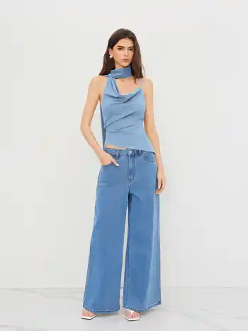 Halter Neckline Ruched Cami Top With Scarf