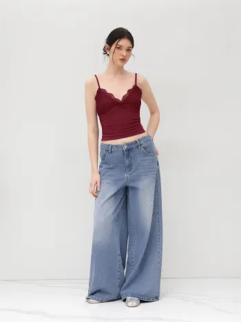 V-Ausschnitt Solid Spitzen-Rusche-Cami-Oberteil