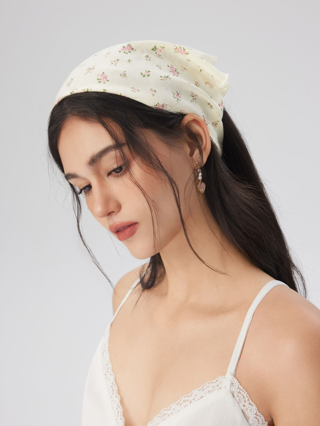 FLORAL TRIANGLE HEADSCARF