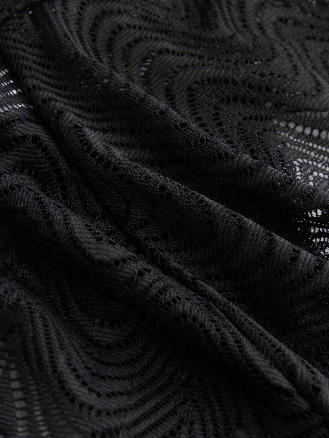 Mesh Two Tone Wireless Lingerie With Cut Out Brief Set