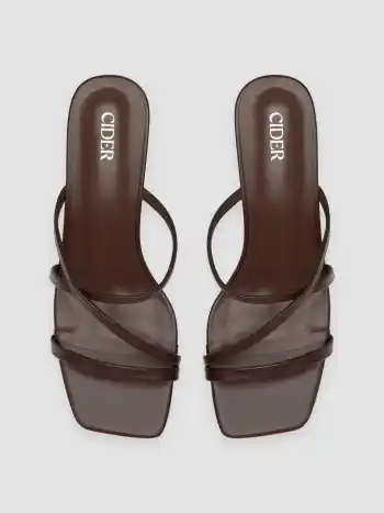 STRAP CHUNKY HEEL SANDALS