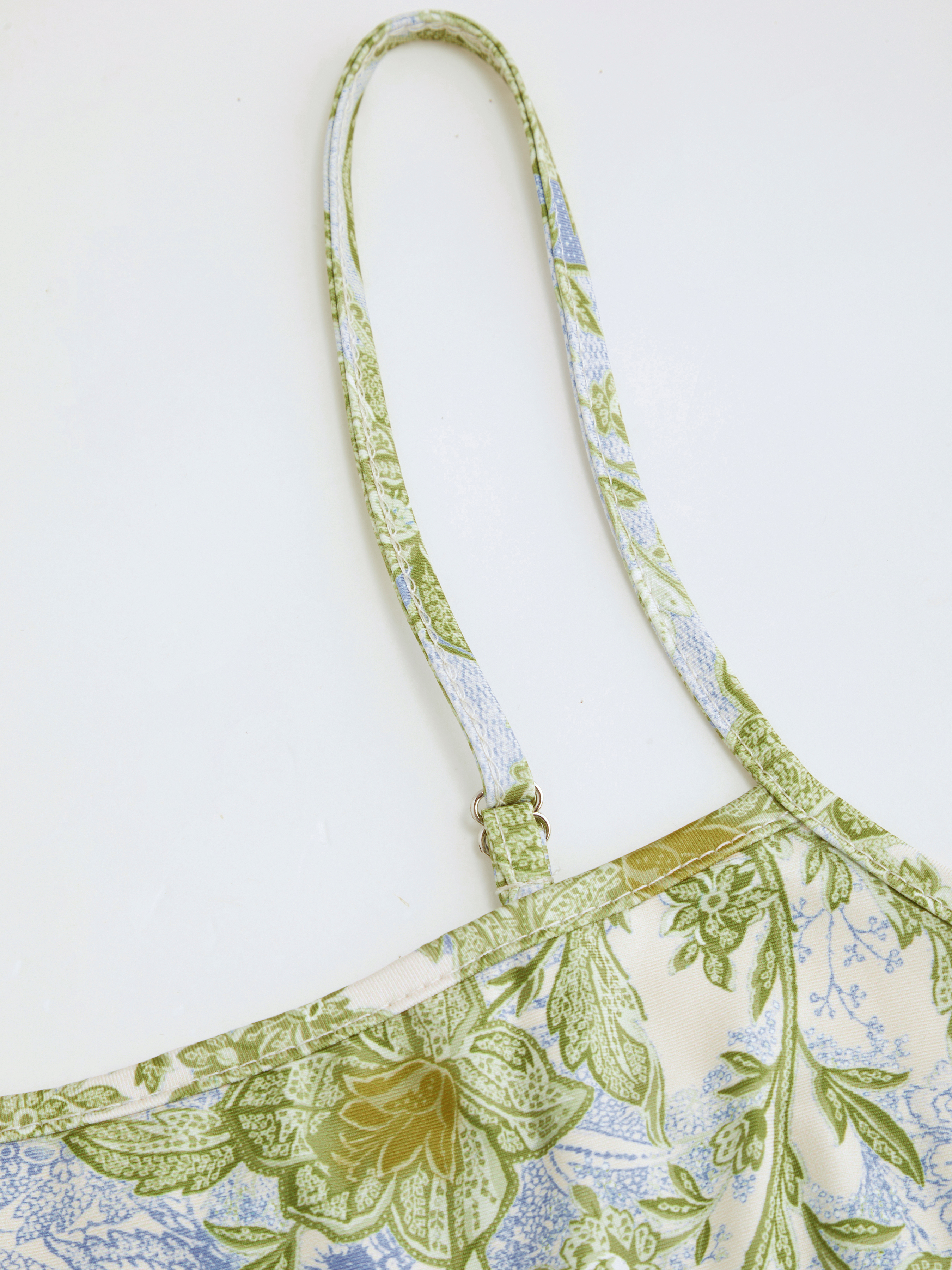U-neckline Floral Ruffle Mermaid Maxi Dress