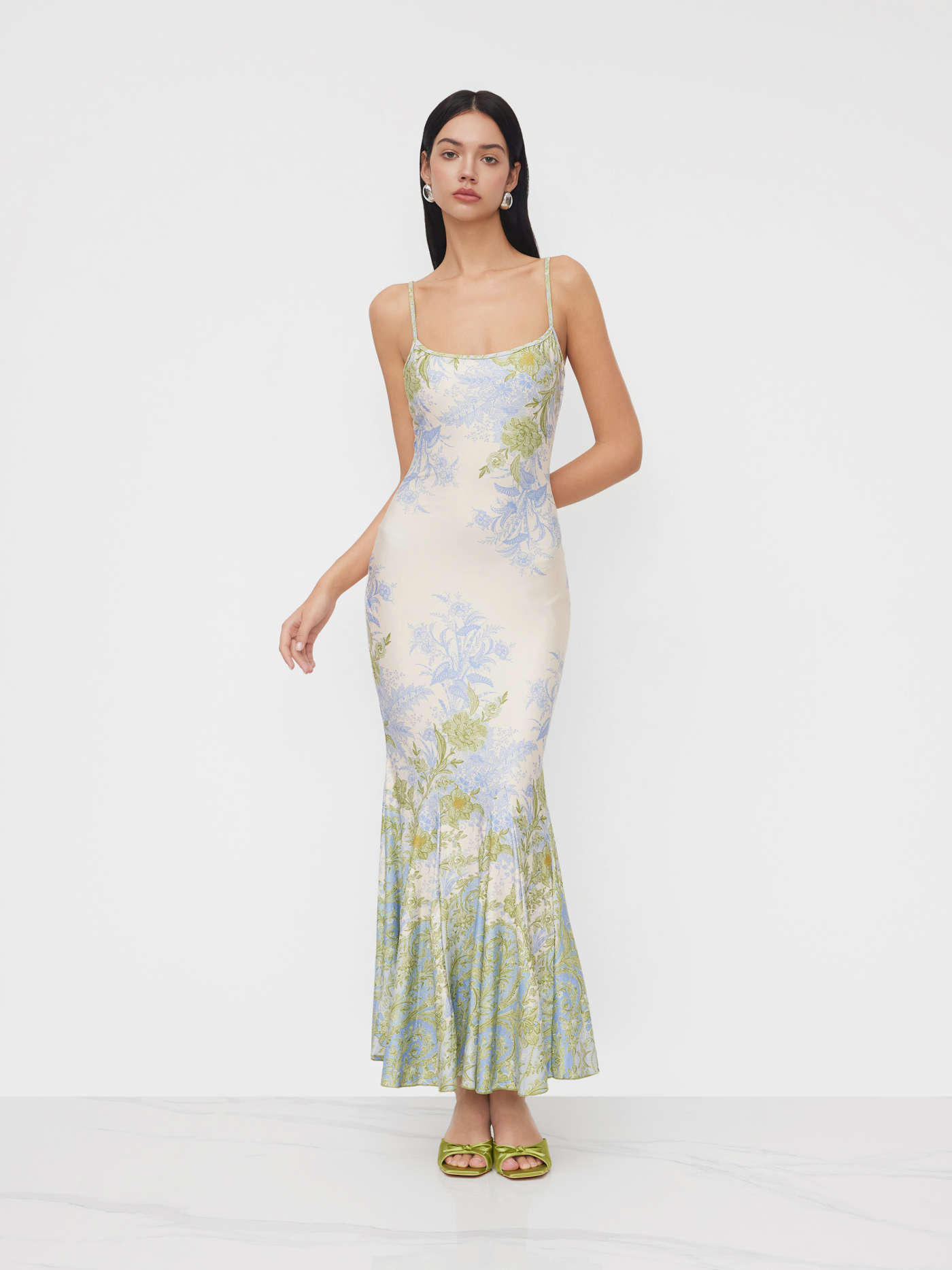 U-neckline Floral Ruffle Mermaid Maxi Dress