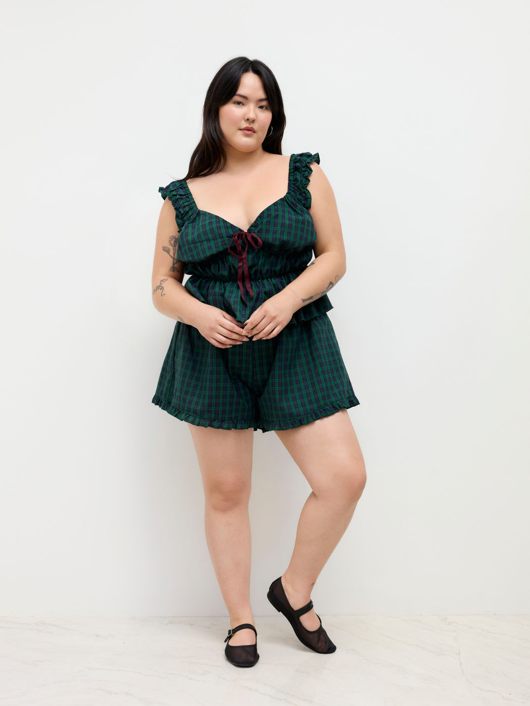 Top senza maniche a quadri in misto cotone e shorts a vita media con fiocco a quadri Curvy & Plus