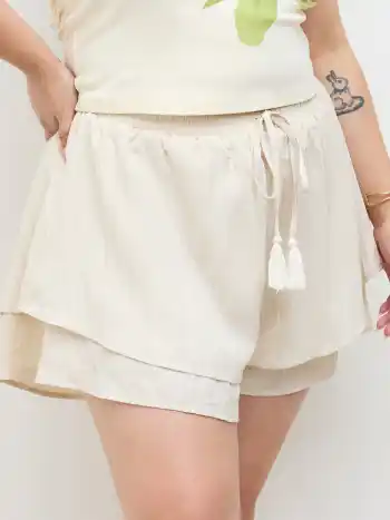 Mittlerer Bund, Reißverschluss, geschichtete Rüschenhose Shorts Kurve & Plus