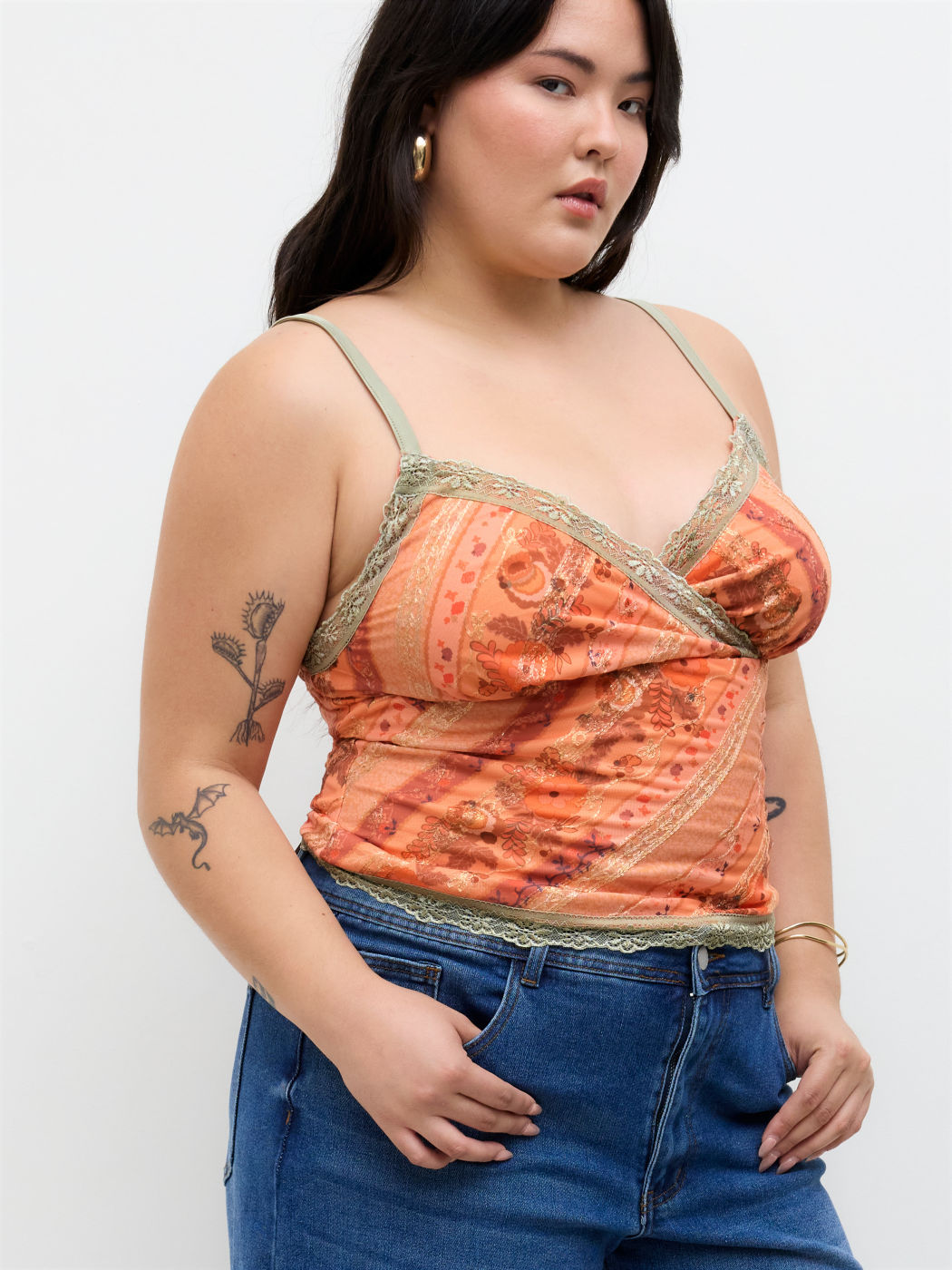 Top Cami Curvy e Taglie Forti con Scollo a V e Bordo in Pizzo Floreale