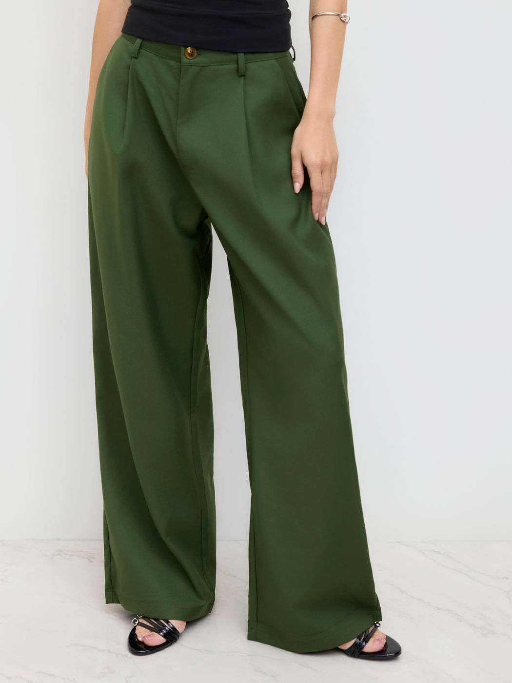 Mittlerer Bund, Gerade Beine Hosen