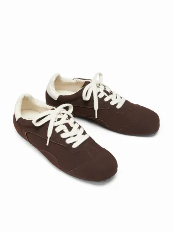 Zweifarbige Wildledersneaker