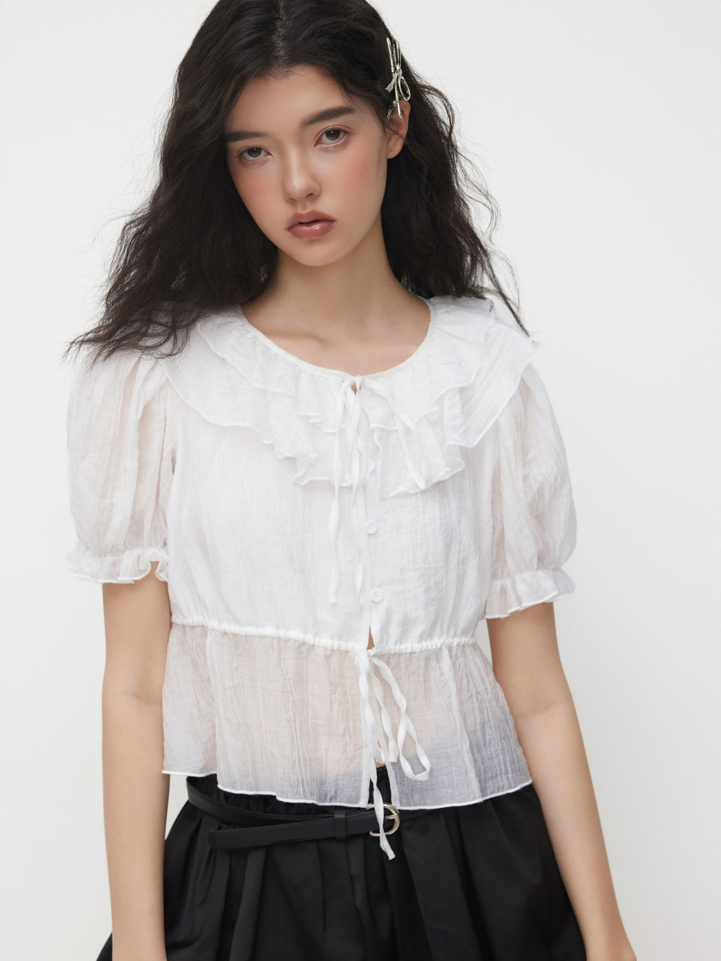 Ruffle Trim Knotted Puff Sleeve Blouse