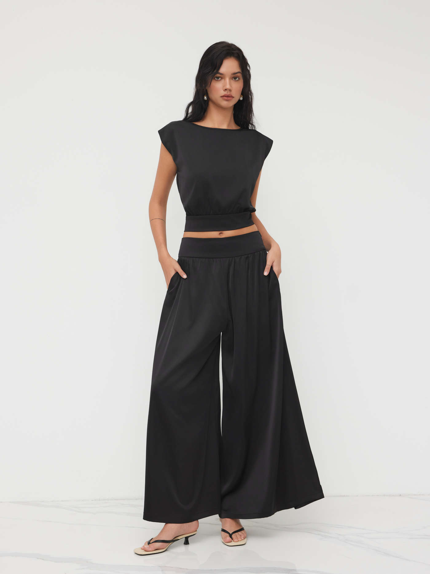Satin Round Neckline Solid Knotted Top & Mid Rise Pocket Wide Leg Trousers Set