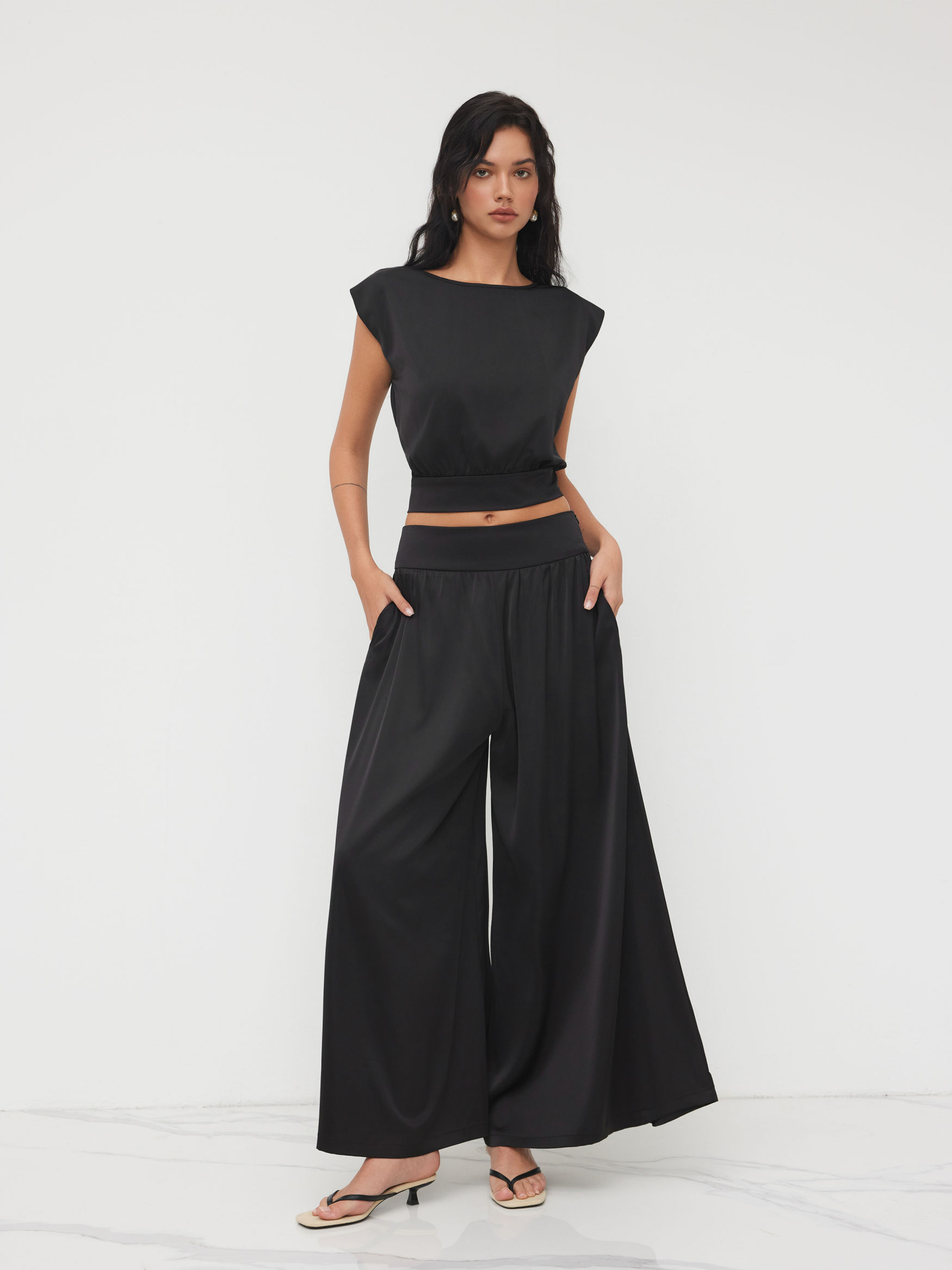 Satin Round Neckline Solid Knotted Top & Mid Rise Pocket Wide Leg Trousers Set