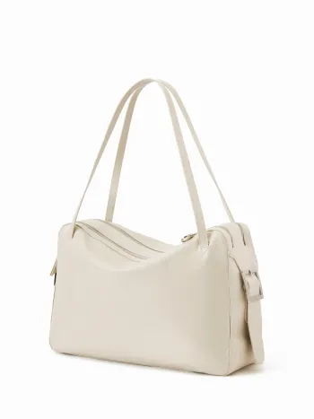 Bostoner Fauxleder-Tasche mit Riemenverschluss