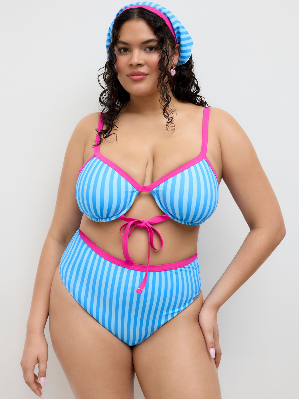 Polly Pocket™️ X Cider - Seaside Rewind Swim Set Curve & Plus