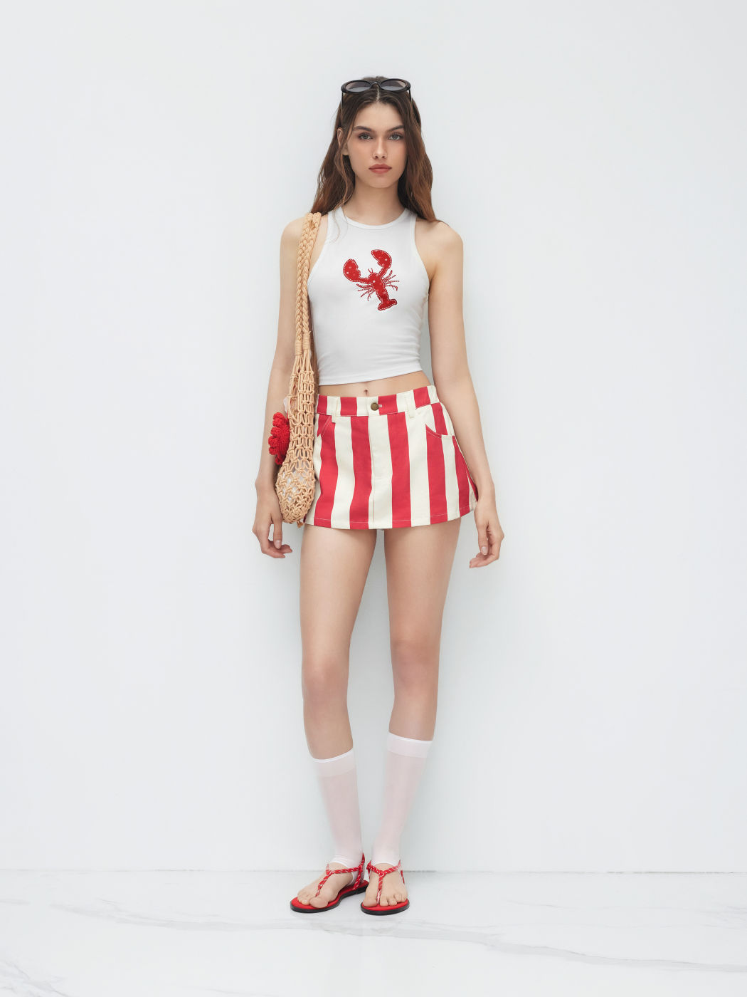 Round Neckline Lobster Graphic Crop Tank Top