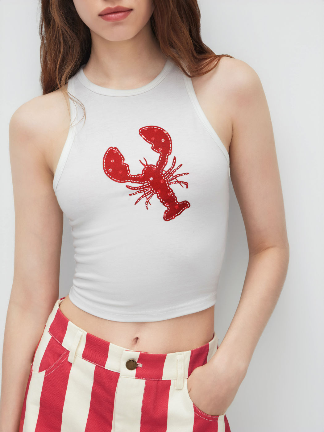 Round Neckline Lobster Graphic Crop Tank Top