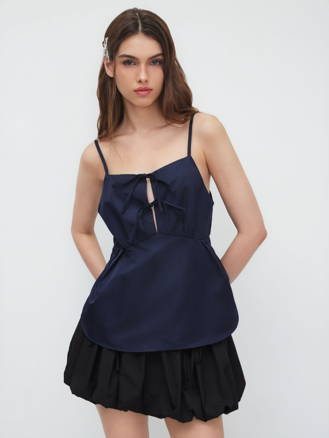 Square Neck Tie Front Knotted Pleated Cami Top