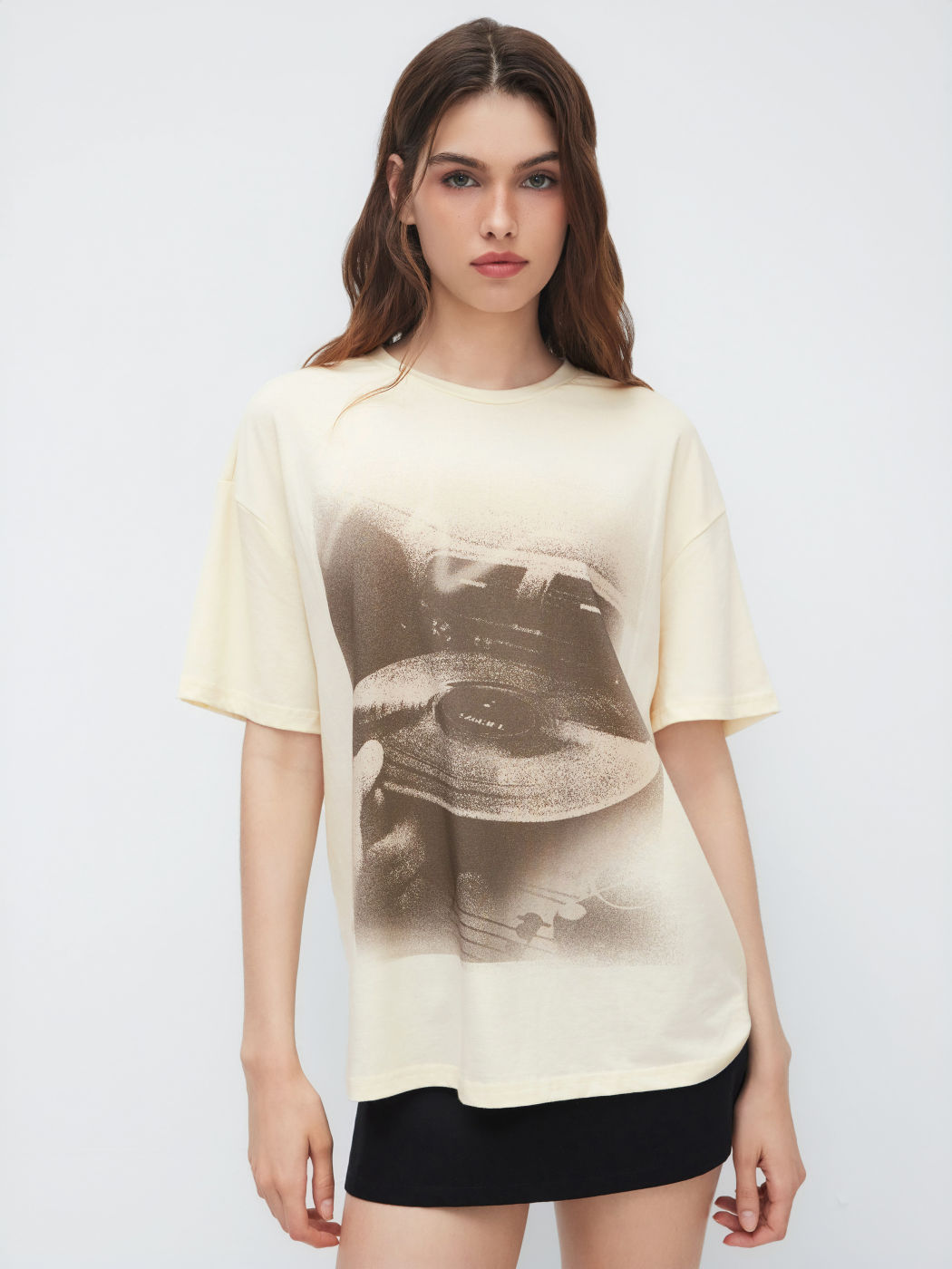 Oversized T-Shirt mit Rundhalsausschnitt und Schallplattenmuster aus Baumwollmischung, kurze Ärmel