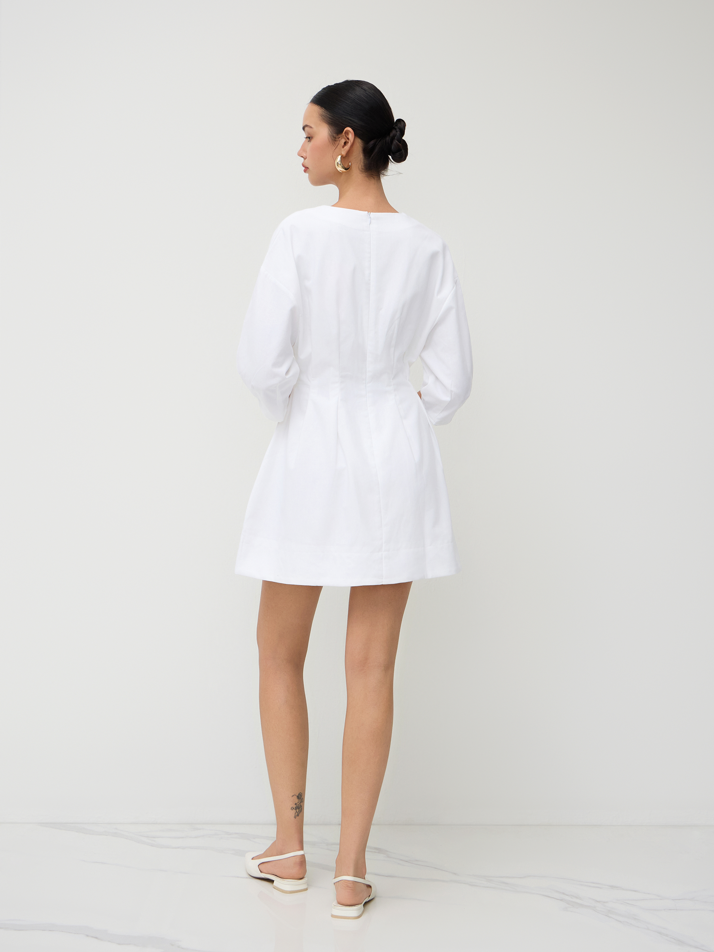 Linen-blend V-neck Lantern Mid-length Sleeve Cinched Waist Mini Dress
