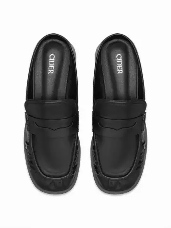 PLEATED MULE LOAFERS