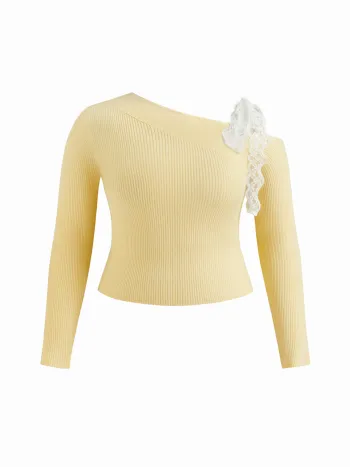 Top asimmetrico in maglia con pizzo, nodo e maniche lunghe Curve & Plus