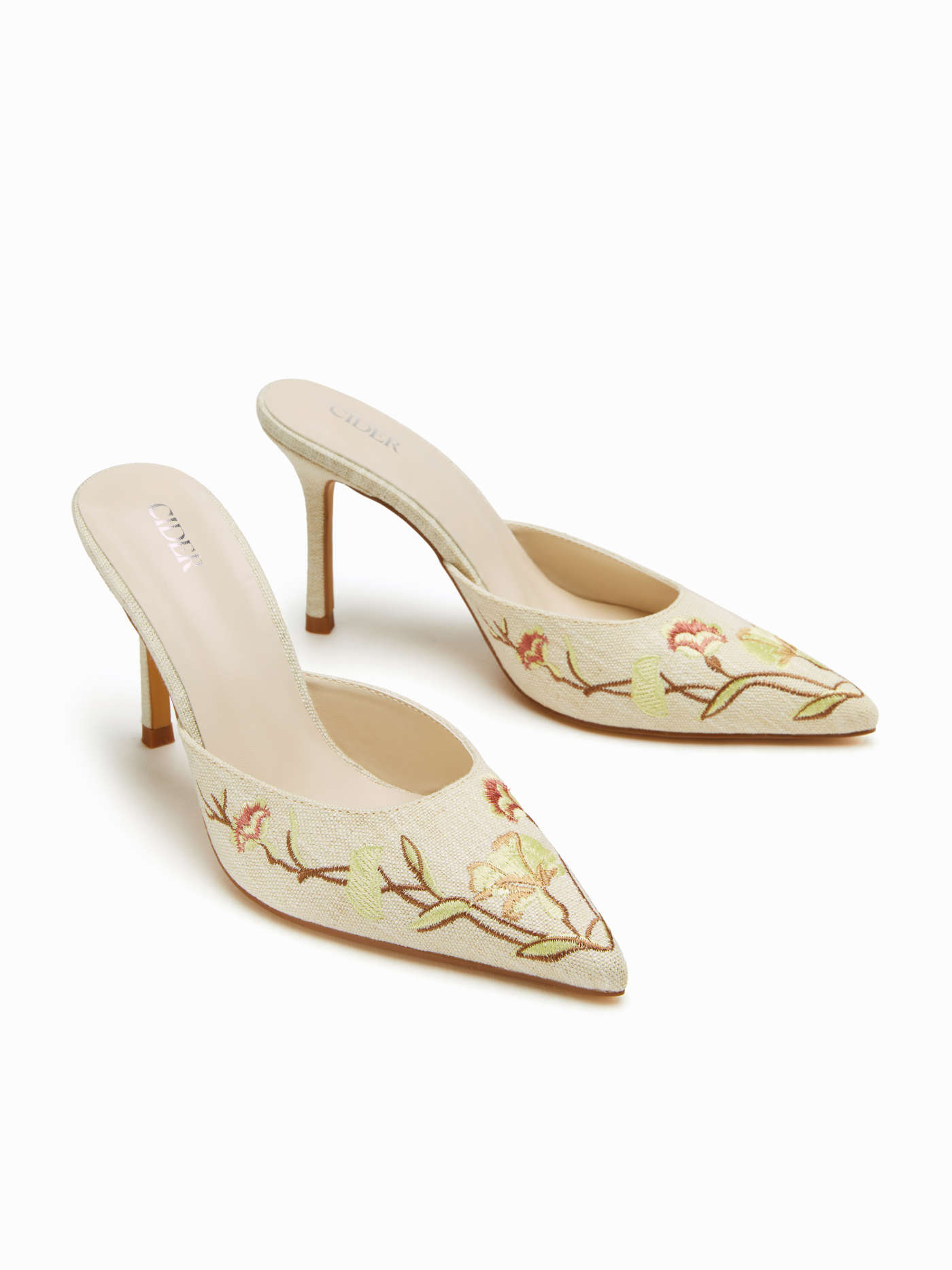 FLOWER EMBROIDERED POINTED TOE HEELS