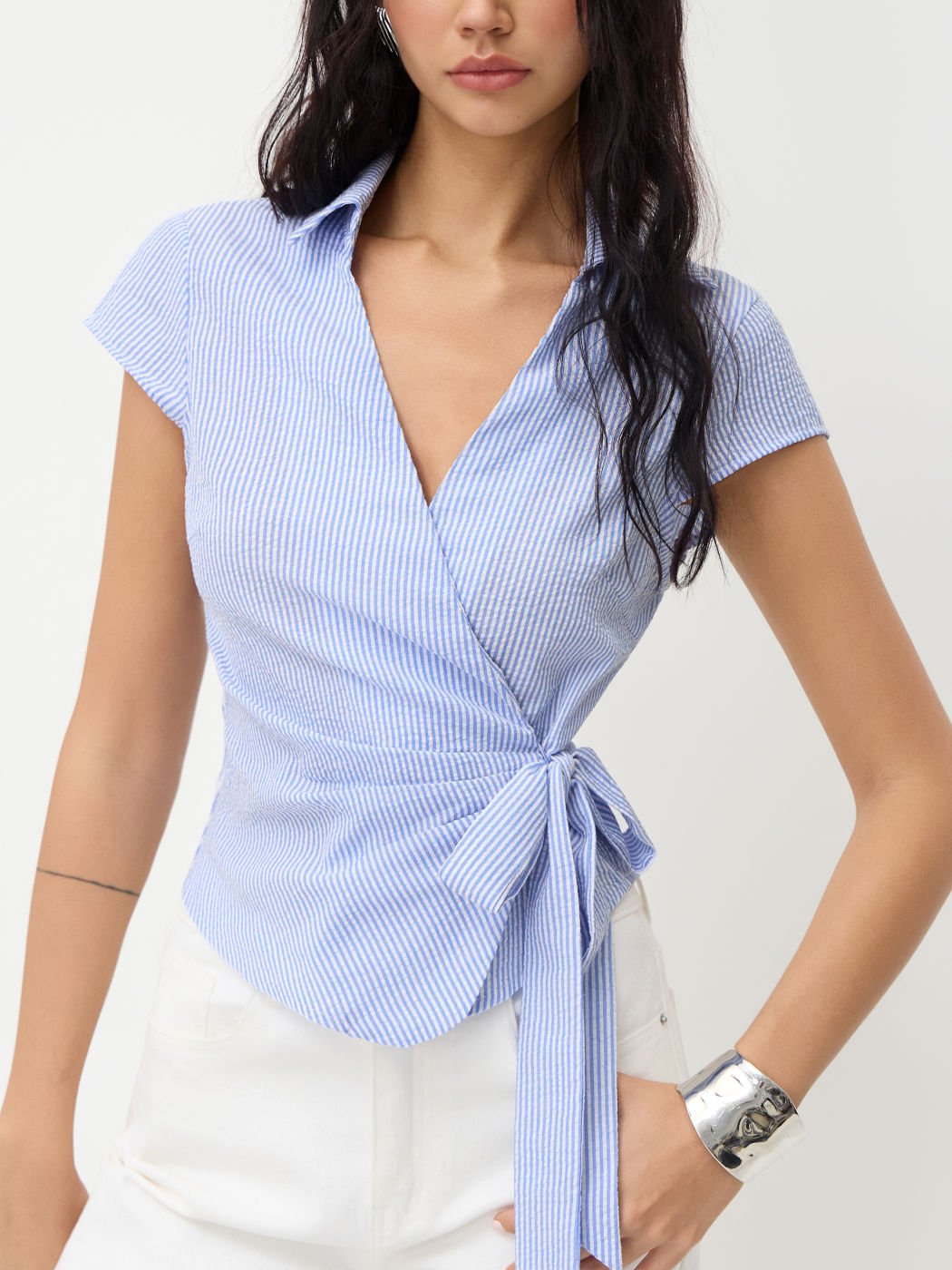 Cotton-blend Polo Neck Stripe Knotted Blouse