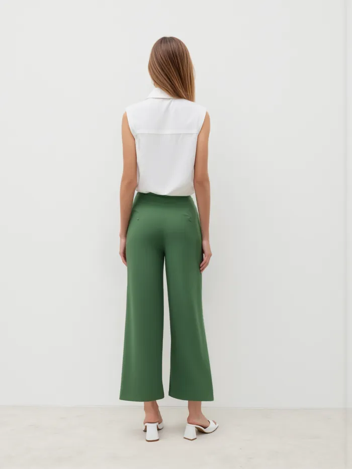 Lace Ruffle Hem Knotted Knit Crop Top