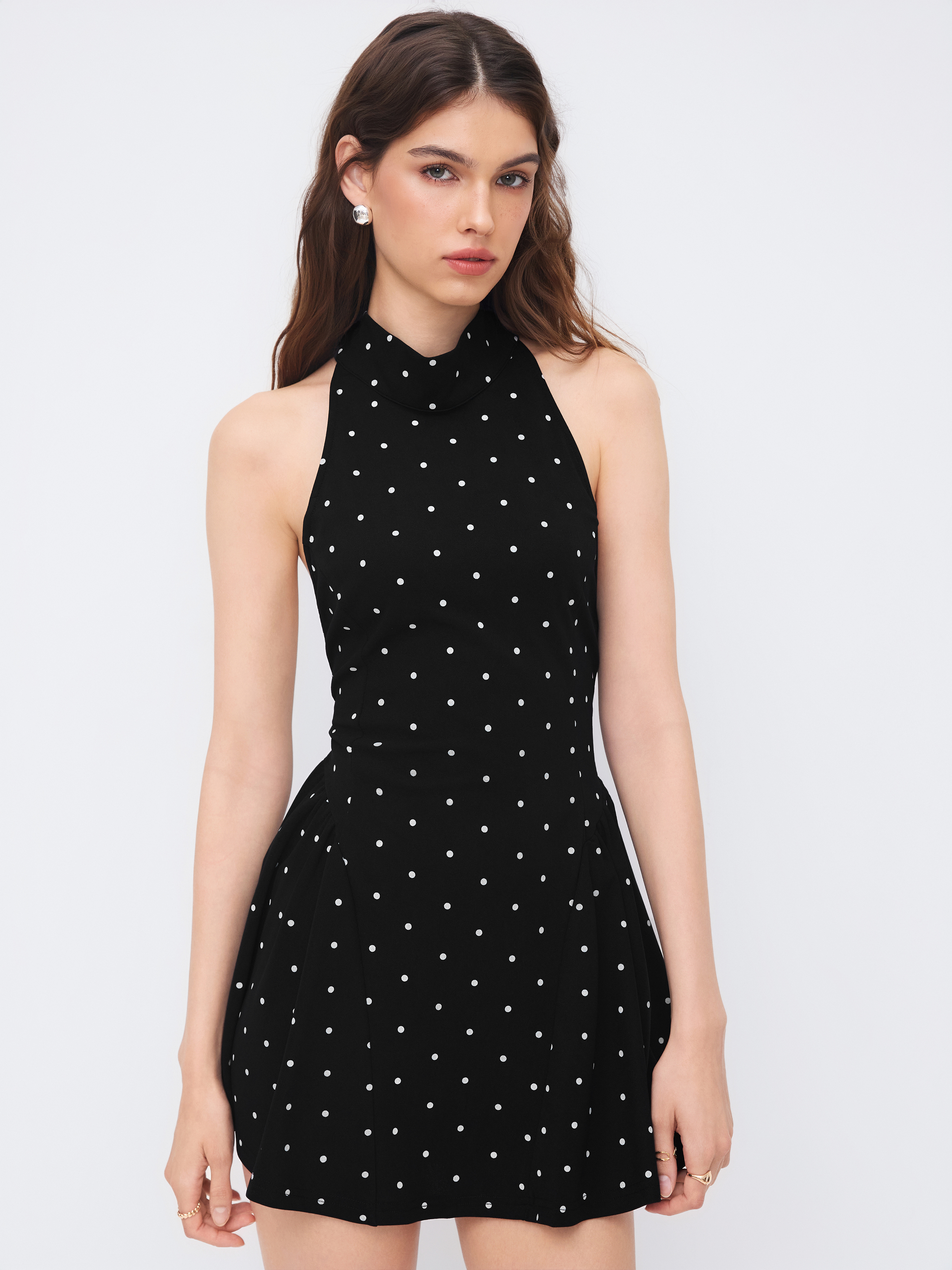 ≪CIDER≫ホルターネック ポルカドット ラッフル ミニワンピース ニット生地 ホルターネック ポルカドット バックレス ラッフル