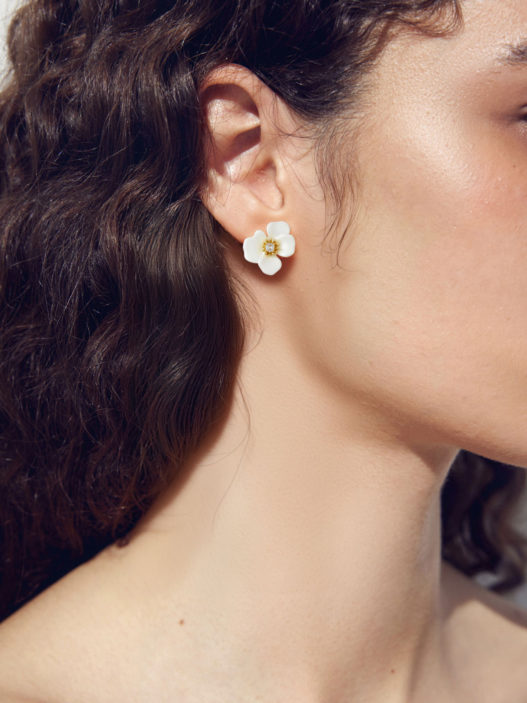 ZIRCON FLORAL STUD EARRINGS