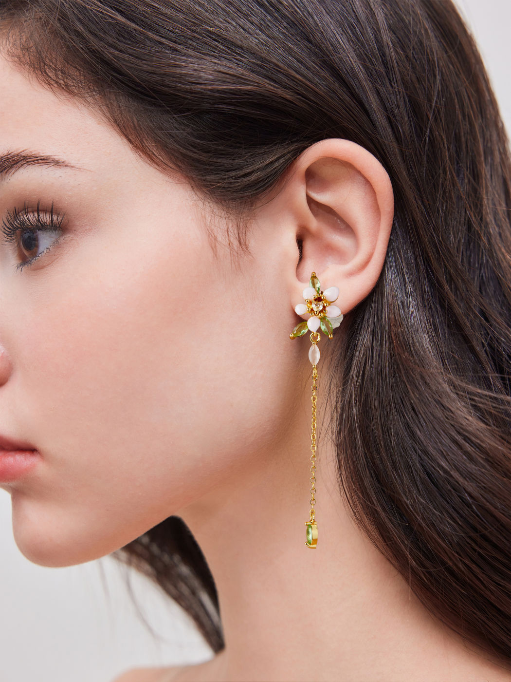 ZIRCON FLORAL & HEART CHAIN DROP EARRINGS