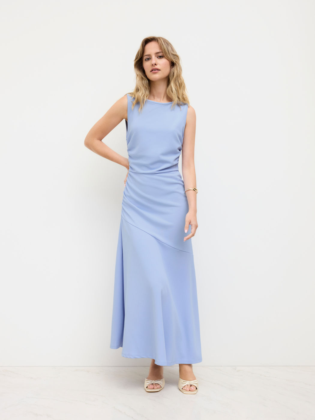 Maxikleid mit Bootshals, einfarbig, mit Rüschen und Falten