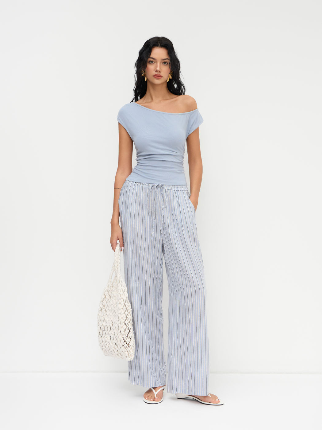 100% Baumwolle Off-shoulder Rüschen-Oberteil & Mittelhohe Streifen-Hosen mit elastischem Bund und breiten Beinen Set