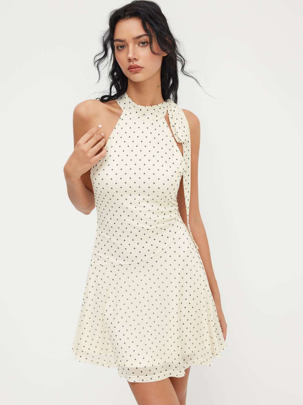 Halter-Ausschnitt Mit Polkadots Gesch ruchter Mini-Rockkleid
