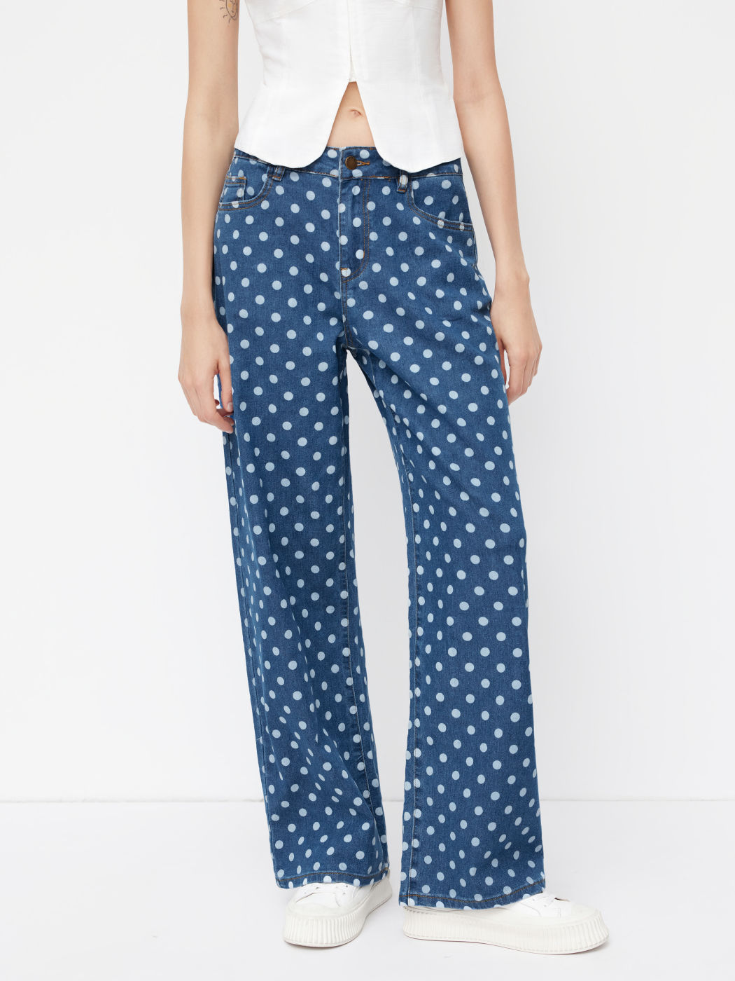 Cider Jeans mit niedriger Taille und Polkadots, gerade Beine