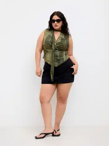 Mesh Blumen-Twist-Salatrand-Tank-Top mit Schal Kurve & Plus