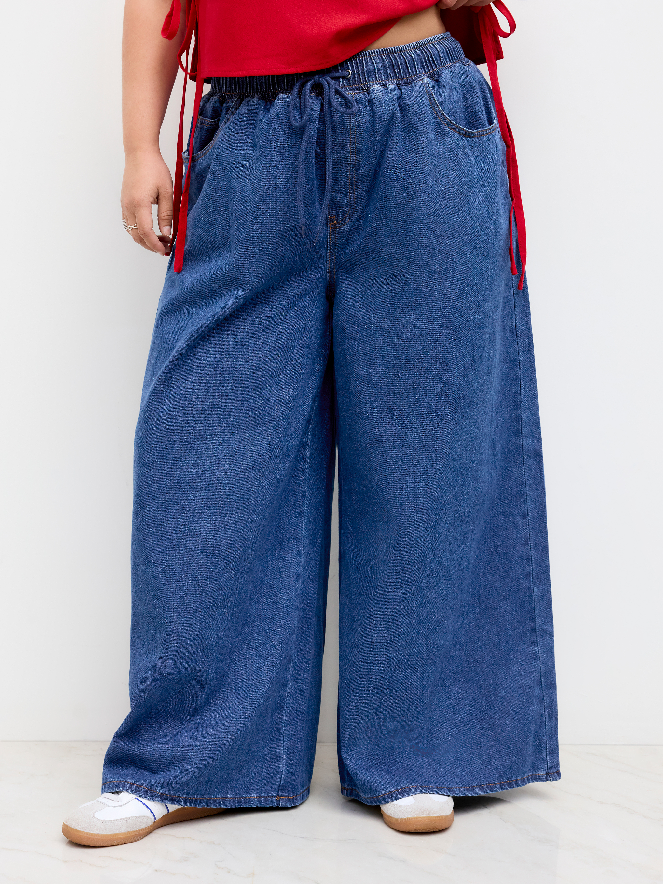 Denim Denim Elastic Waist Pleated Wide Leg Jeans Curve
