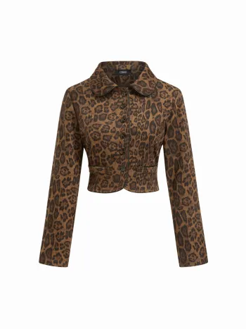 Giacca corta in camoscio leopardato con colletto Peter Pan e bottoni