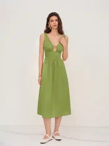 Abito lungo maxi con volant e cut-out con perline e scollo a V in misto lino