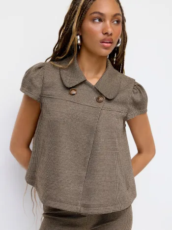 Bluse mit Peter-Pan-Kragen, Houndstooth-Muster und Knöpfen, kurze Ärmel