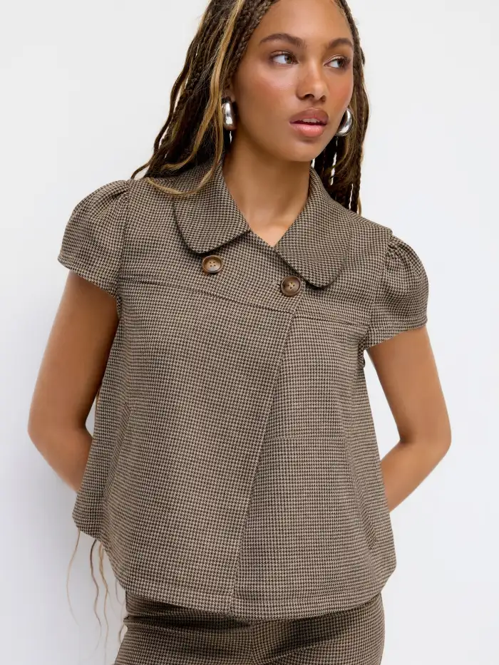 Knit V-neck Argyle Pattern Contrasting Binding Vest