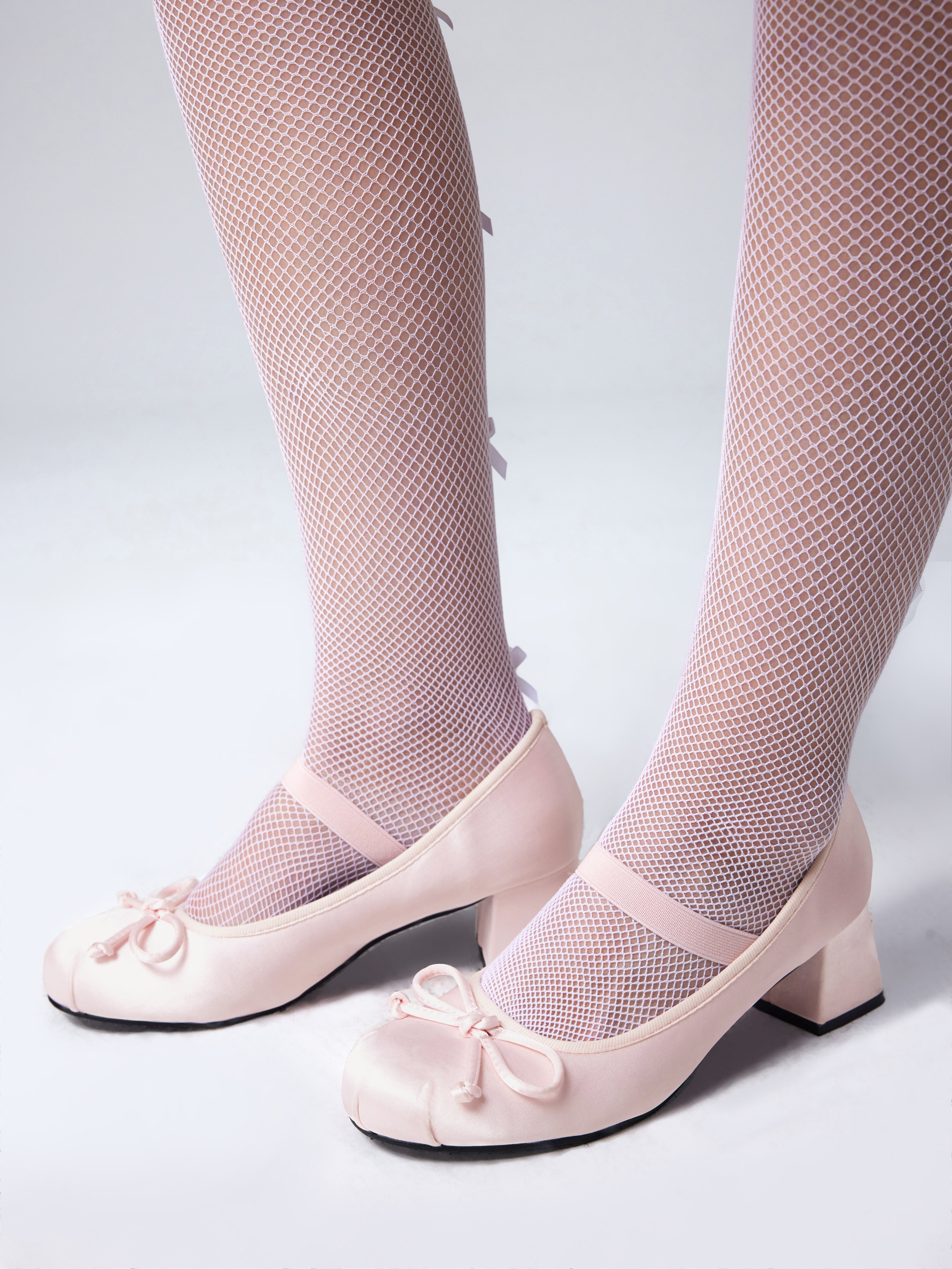 Bowknot Decor Satin Heeled Mary Jane Shoes